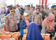 Bantu Tekan Inflasi, Polri Gelar Pasar Murah di Malang