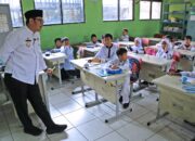 Maryono Sambangi Sekolah, Tanamkan Jiwa Nasionalisme