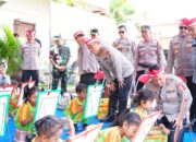 Wakapolri Semringah Berbagi Kebahagiaan, Tebar Senyum dan Semangat untuk Anak-Anak Semarang dalam Bakti Sosial