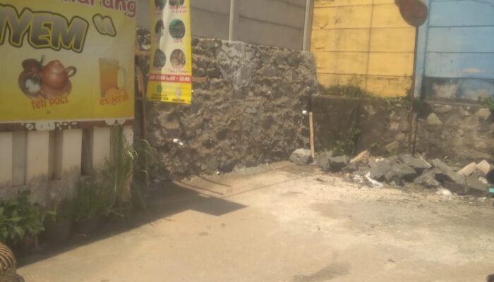 Perusahaan Interproduction Memutus Akses Jalan Warga Binong, Aset Jalan Milik Pemerintah Diambil Alih Demi Kepentingan Korporasi