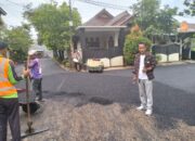 Proyek Pemeliharaan Jalan Hotmix Yang Sesuai Dengan Spek Dan Mutu SNI. Dan Sambut Baik Warga, Perum Dasana Indah. RT 001.RW 024.Kelurahan Bojong Nangka.