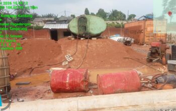 Diduga Kontraktor PT Madrosah Sukses Menggunakan BBM Bersubsidi Untuk Mengoperasikan Alat Berat